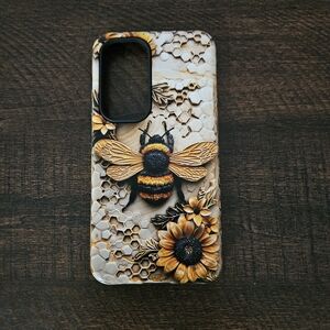 Bee Design Phone Case - Black and Yellow